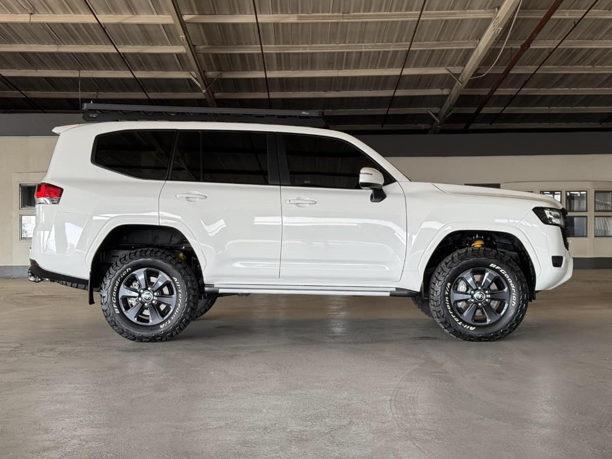 White Toyota Land Cruiser 300 Series in profile on BFGoodrich all-terrain tyres