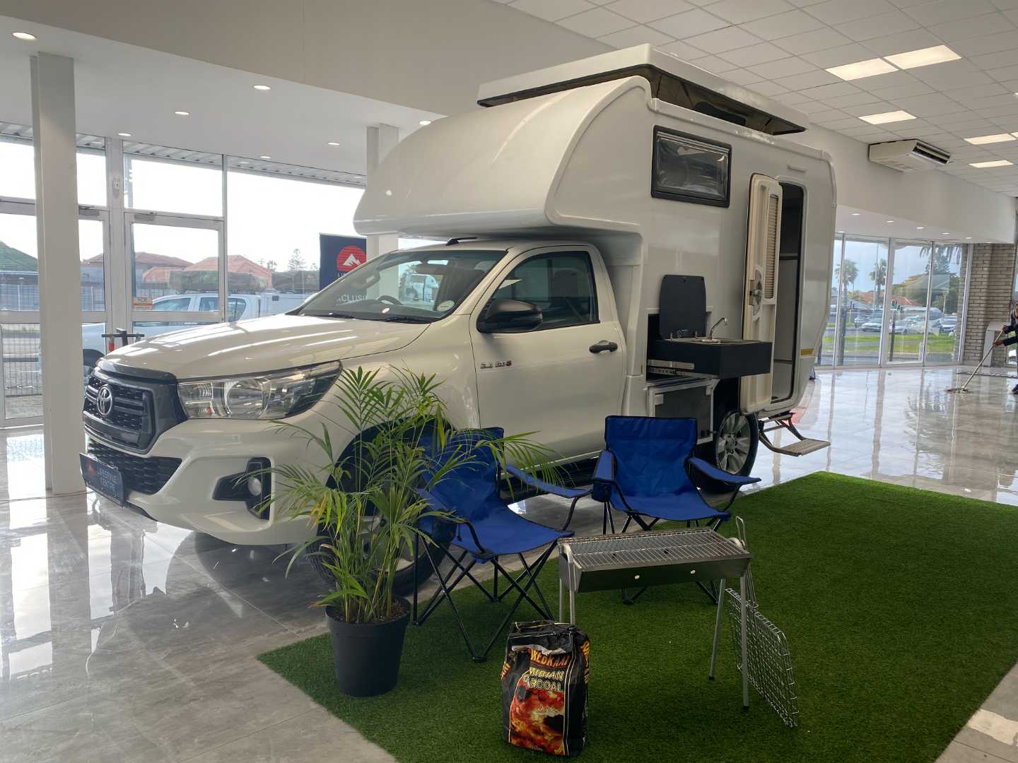 2019 Toyota Hilux 2.4GD-6 4x4 SRX