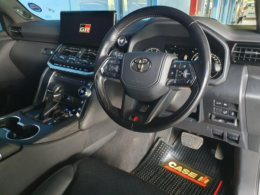 Photo 4