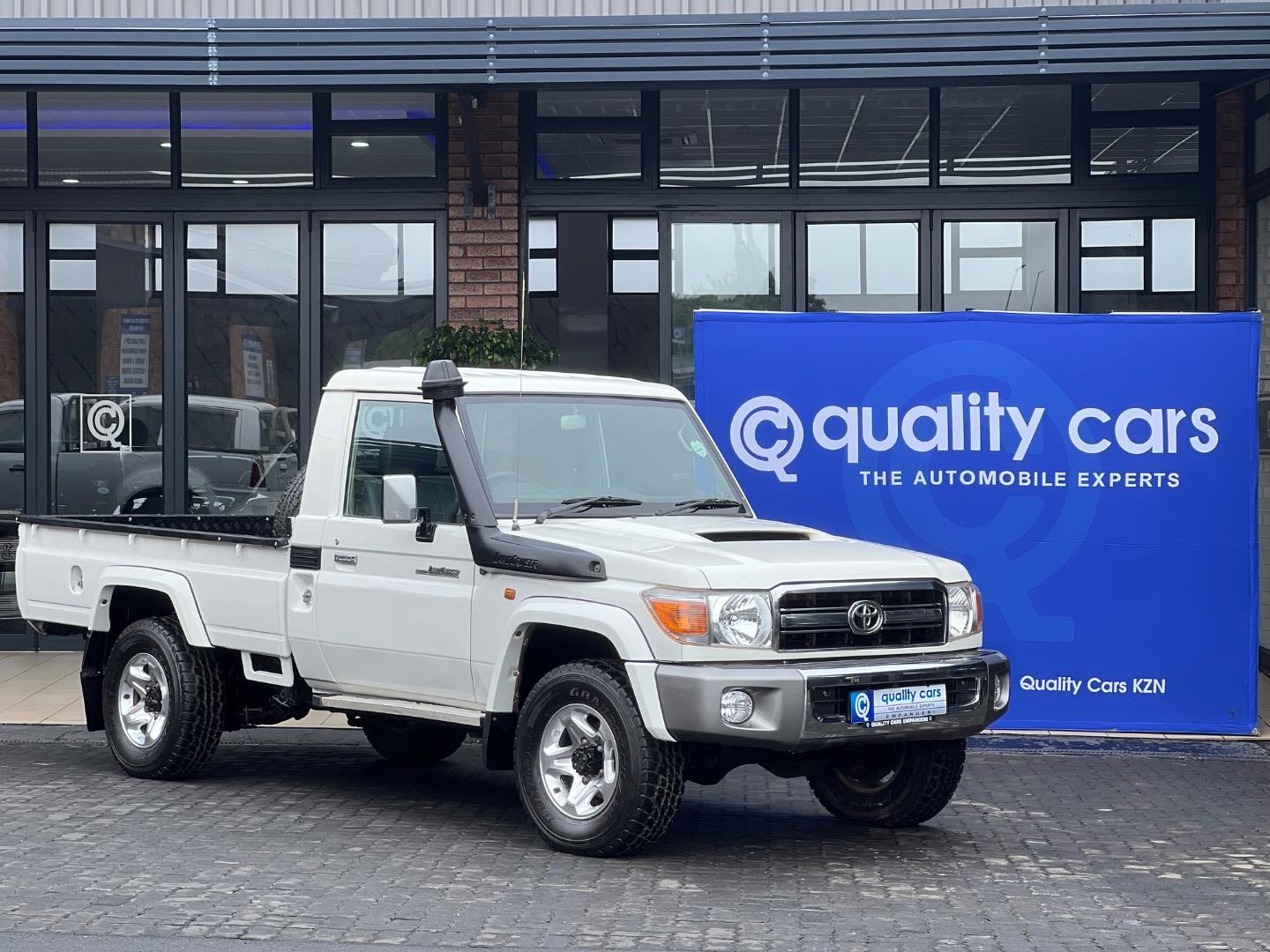 2015 Toyota Land Cruiser 79 4.5D-4D LX V8