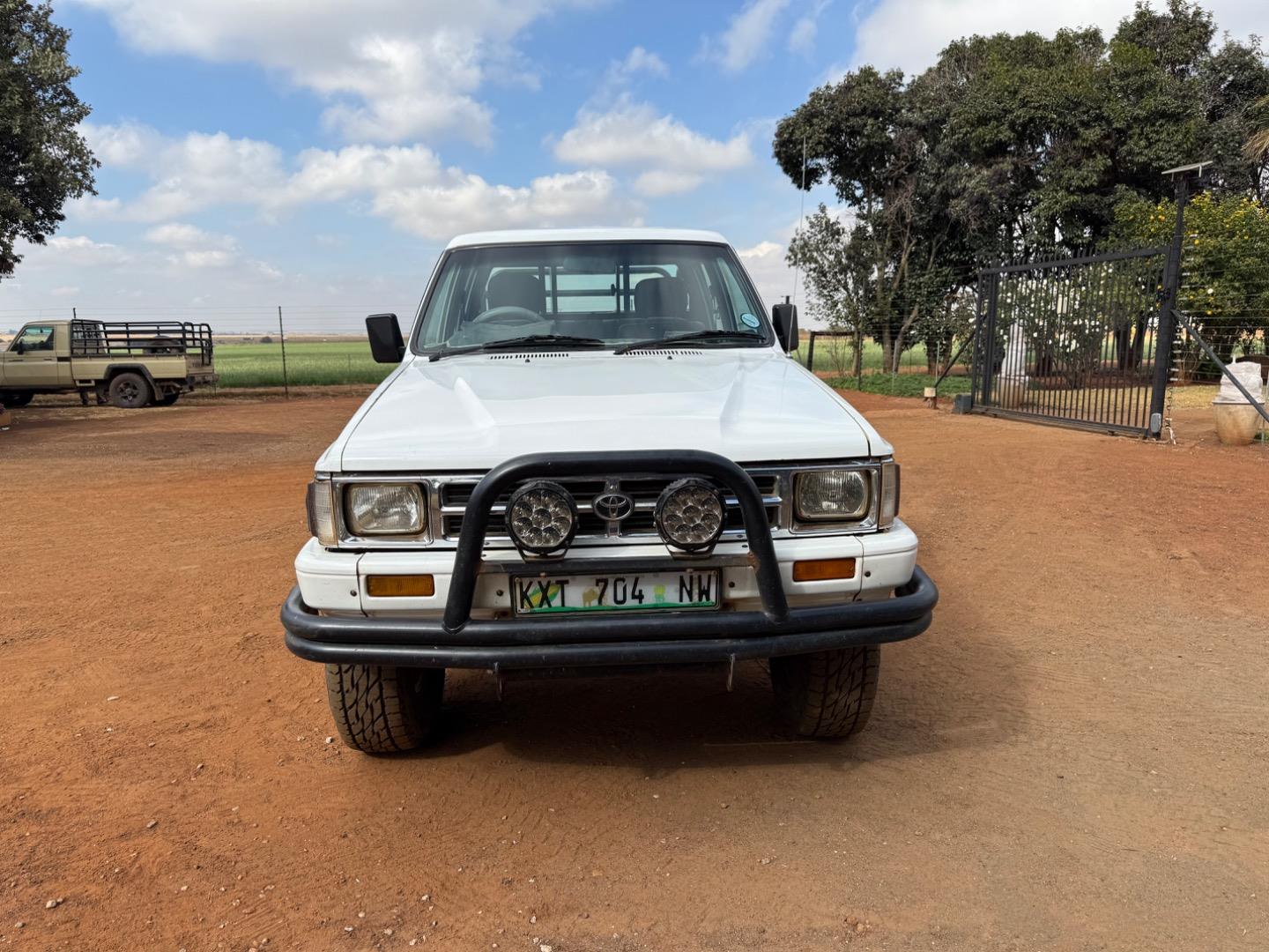 1996 Toyota Hilux 2400 4x4 Raider