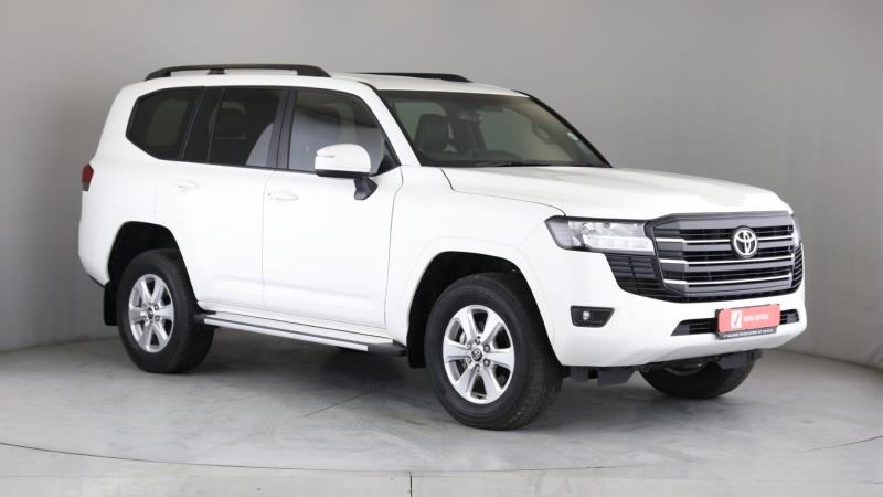 2023 Toyota Land Cruiser 300 3.3D GX-R