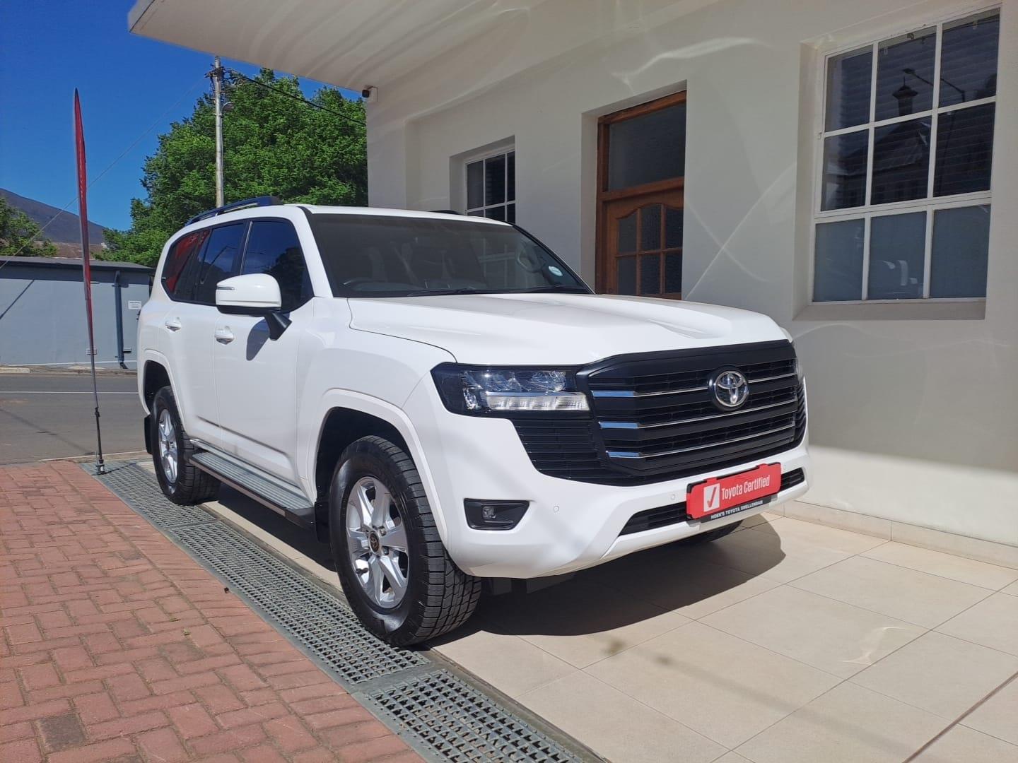2023 Toyota Land Cruiser 300 3.3D GX-R