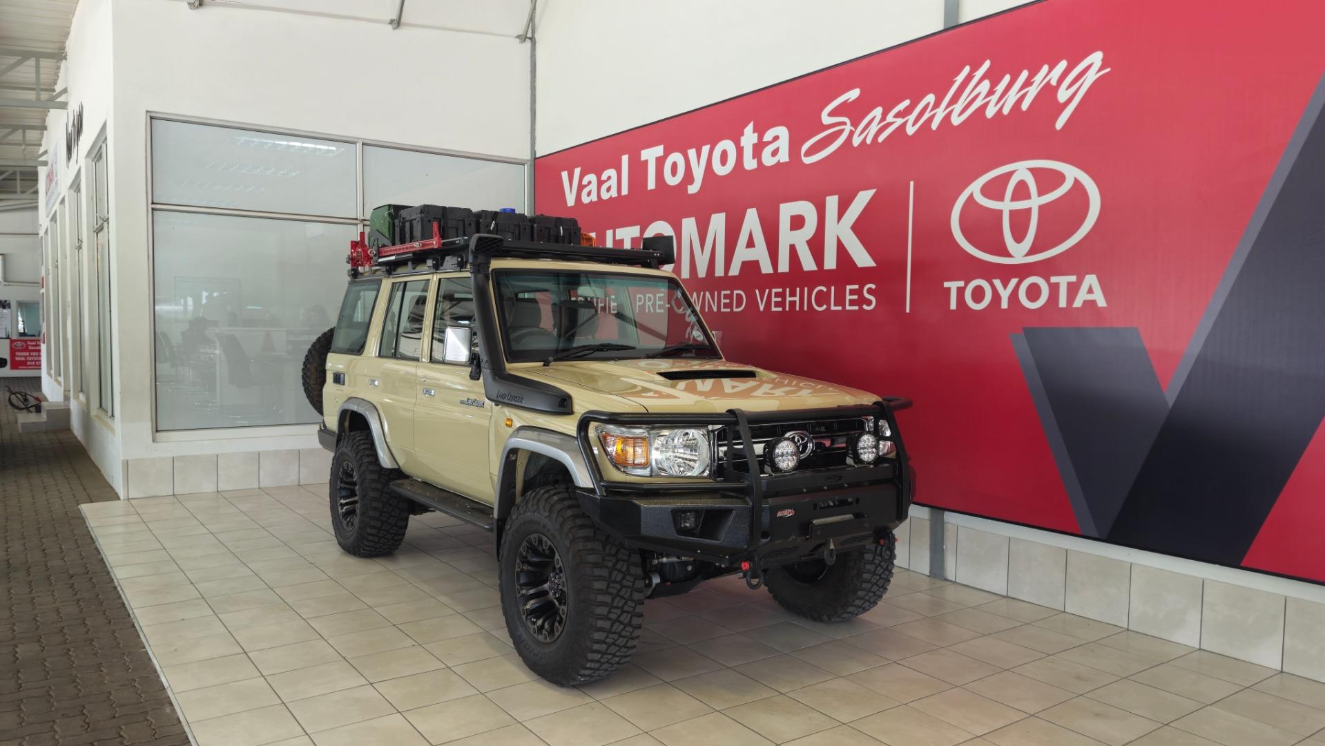 2022 Toyota Land Cruiser 76 4.5D-4D LX V8 Station Wagon