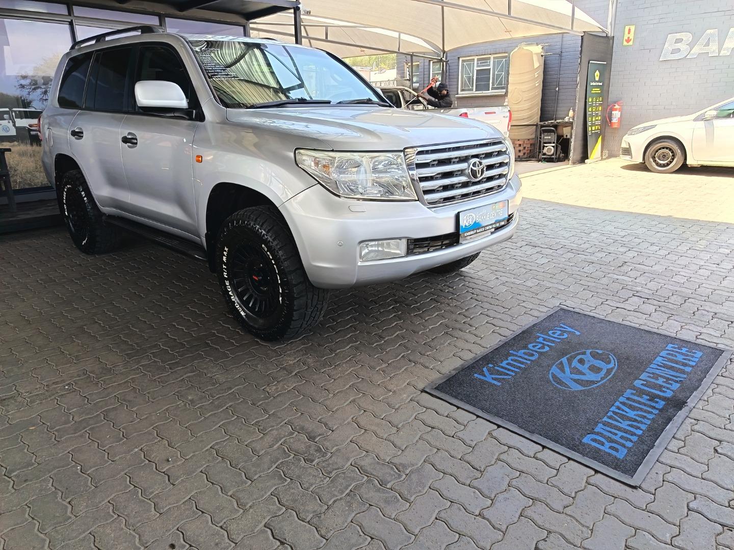 2010 Toyota Land Cruiser 200 4.5D-4D VX