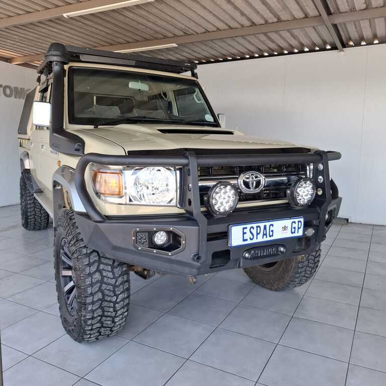 2023 Toyota Land Cruiser 79 4.5D-4D LX V8 Double Cab