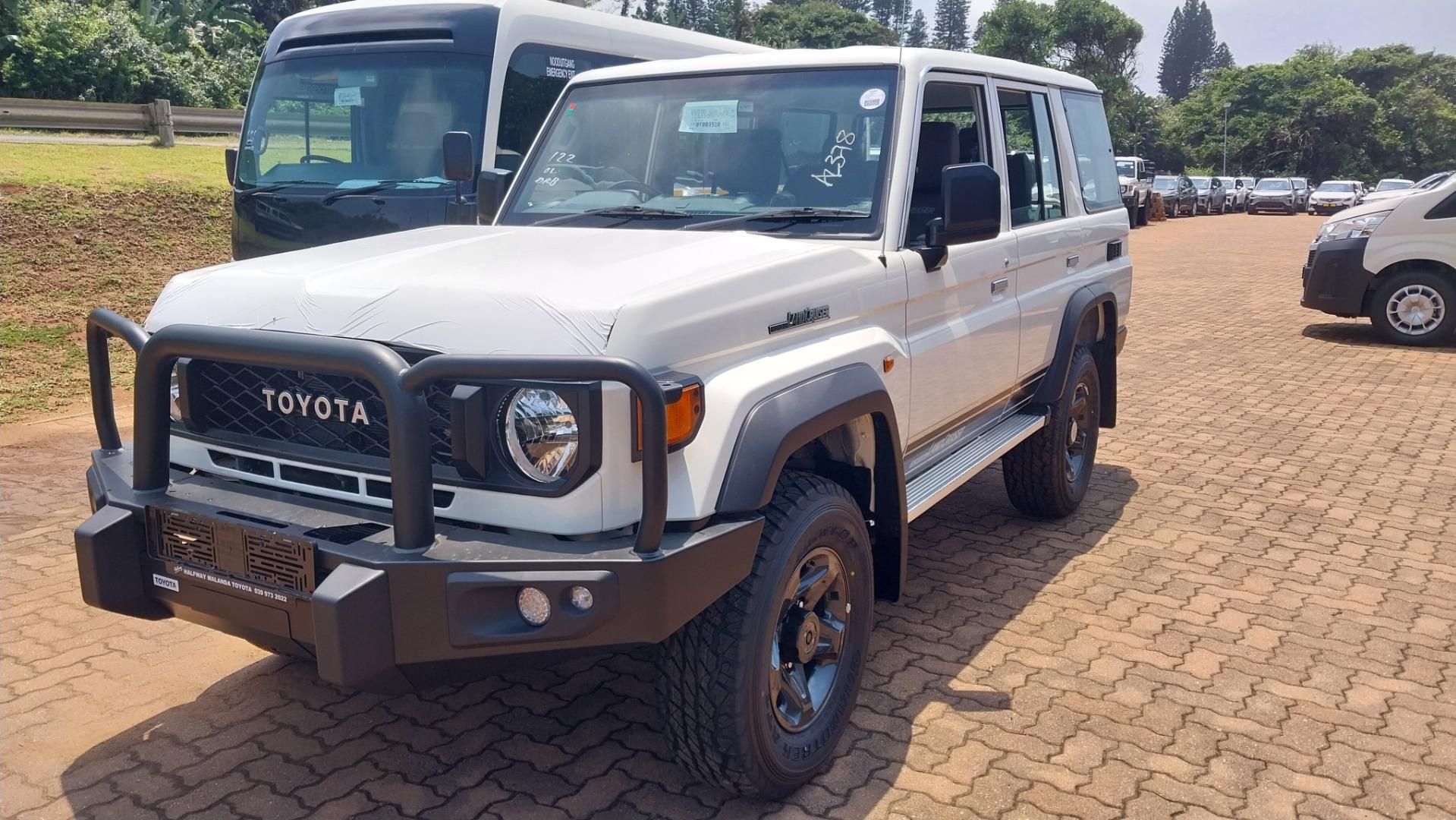 2026 Toyota Land Cruiser 76 2.8GD-6 Station Wagon VX