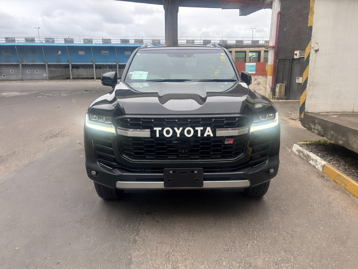 2026 Toyota Land Cruiser 300 3.3D GR Sport