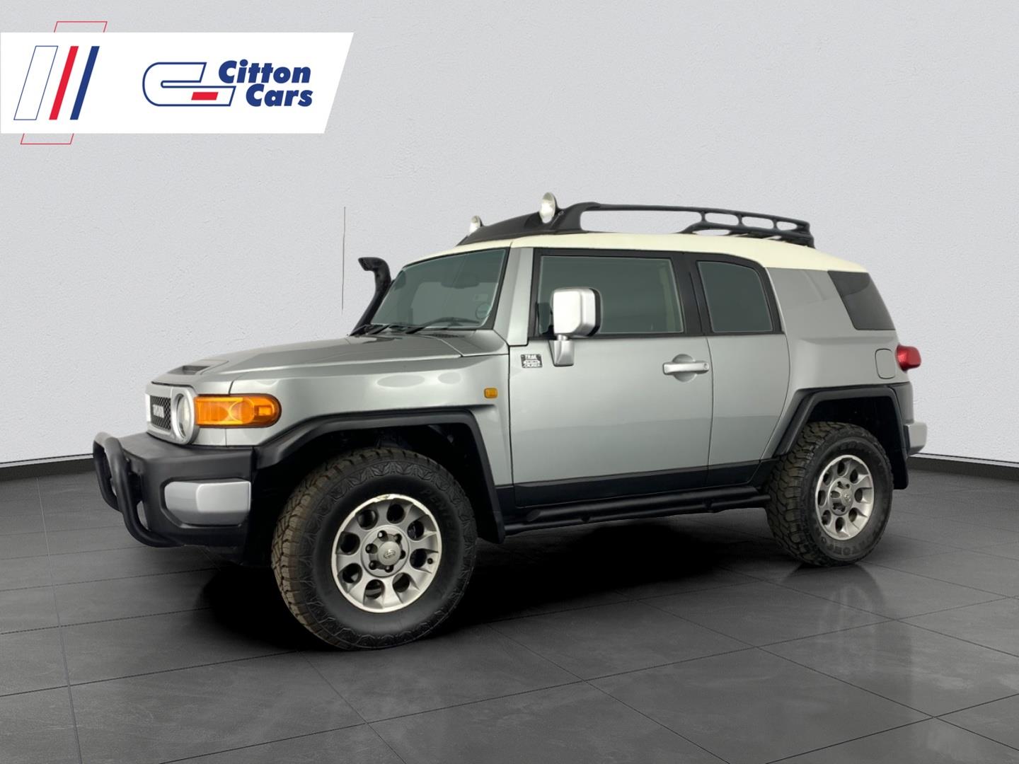 2011 Toyota FJ Cruiser FJ Trail Cruiser