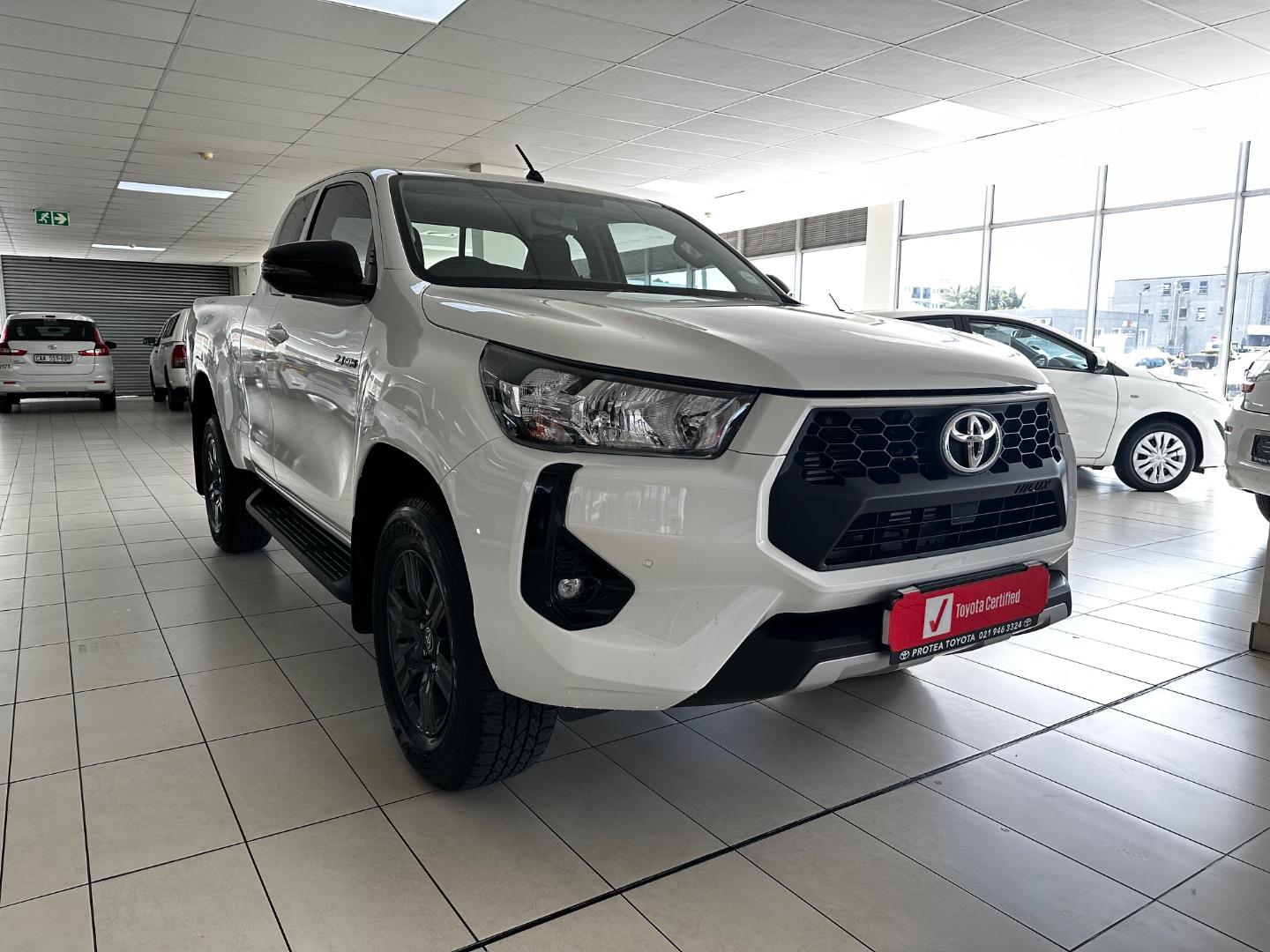 2026 Toyota Hilux 2.4GD-6 Xtra Cab Raider Manual