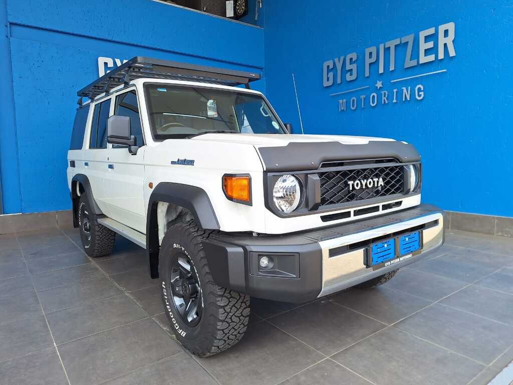 2025 Toyota Land Cruiser 76 2.8GD-6 Station Wagon