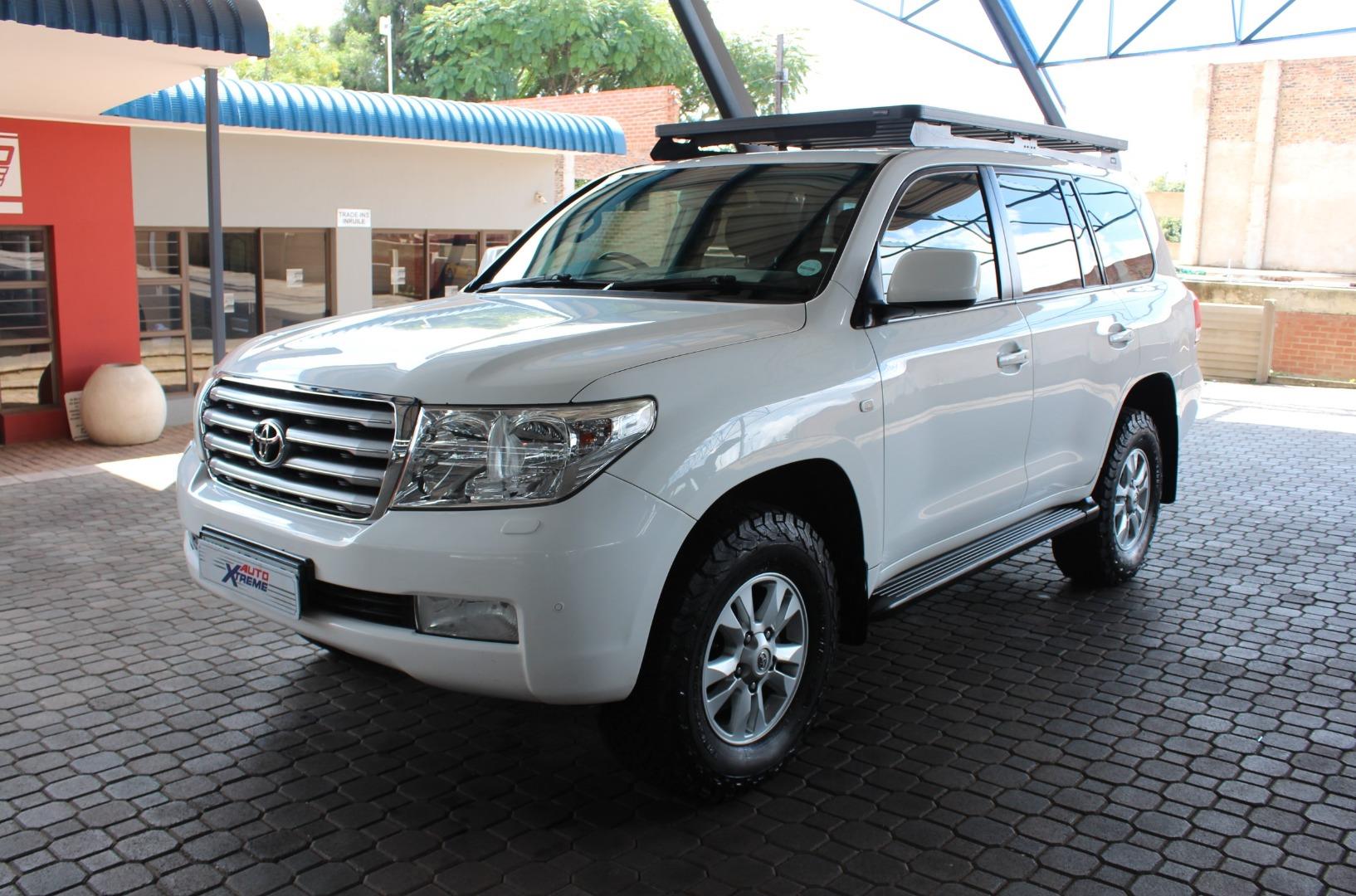 2011 Toyota Land Cruiser 200 4.5D-4D VX