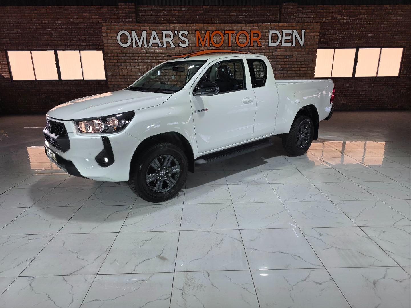 2026 Toyota Hilux 2.4GD-6 Xtra Cab Raider Manual