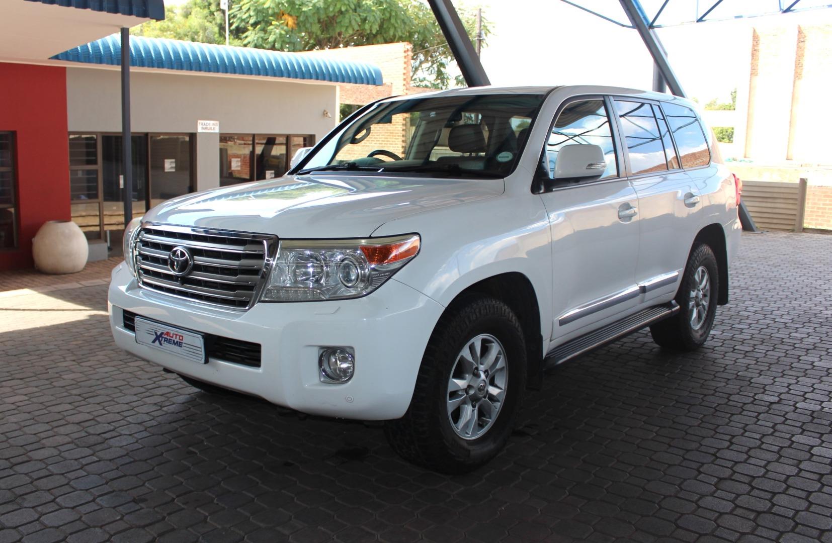 2014 Toyota Land Cruiser 200 4.5D-4D V8 VX