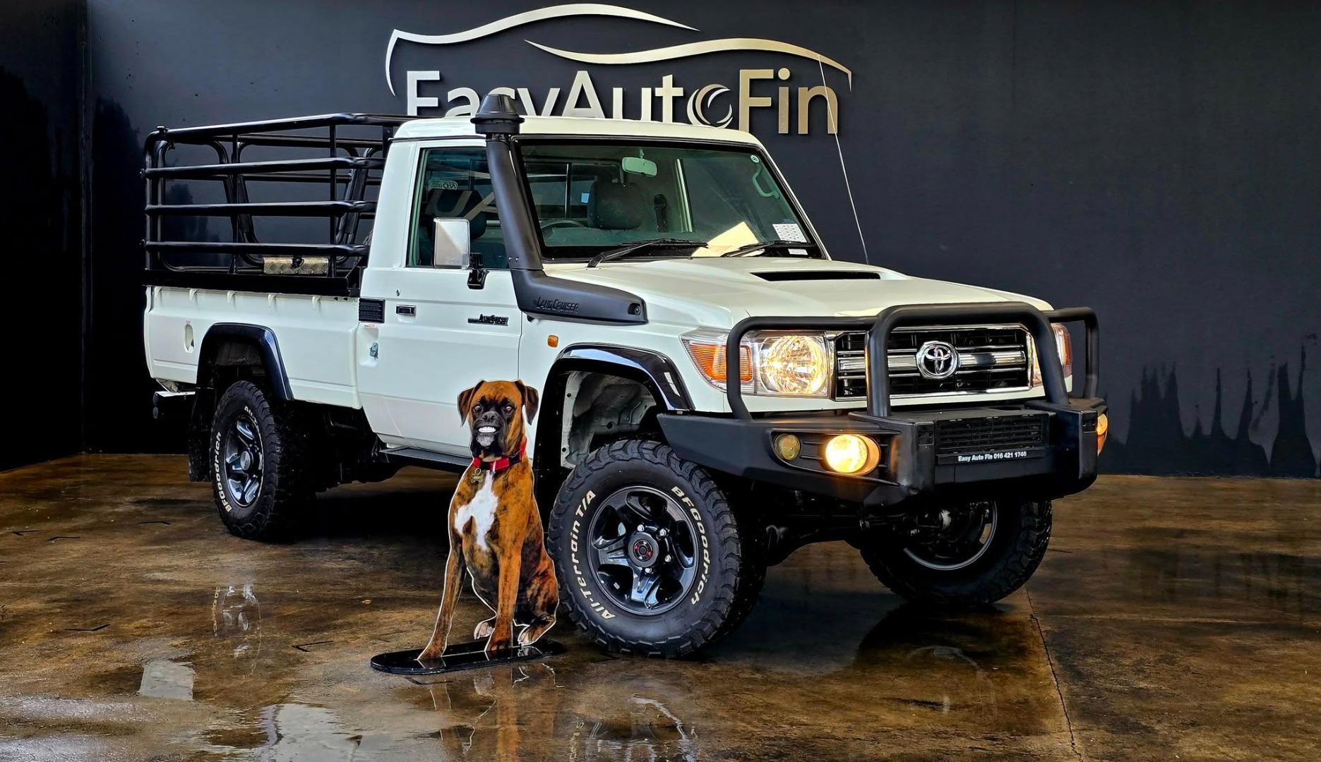 2015 Toyota Land Cruiser 79 4.5D-4D LX V8