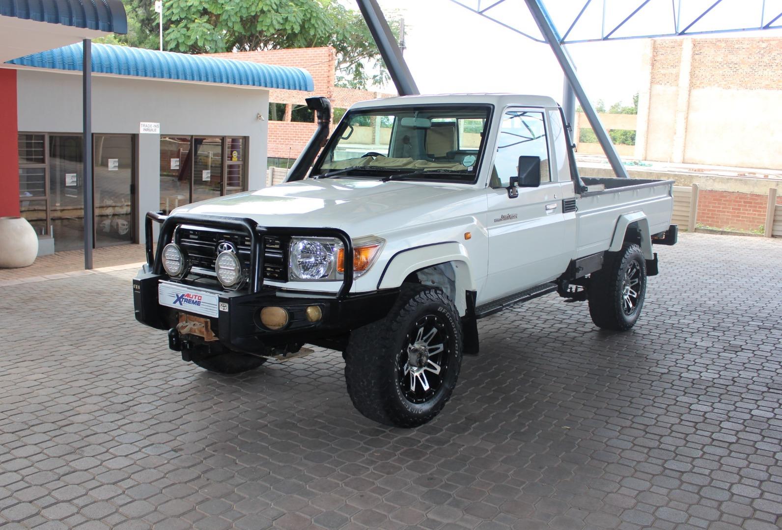 2012 Toyota Land Cruiser 79 Land Cruiser 79 4.0 V6