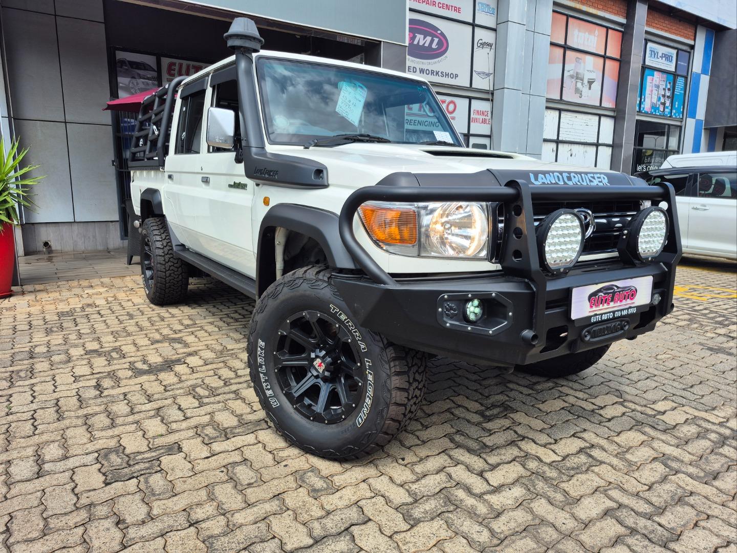 2018 Toyota Land Cruiser 79 4.5D-4D LX V8 Double Cab