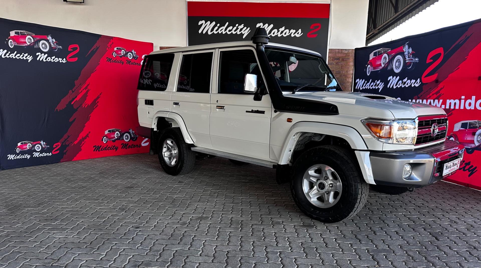2022 Toyota Land Cruiser 76 4.5D-4D LX V8 Station Wagon