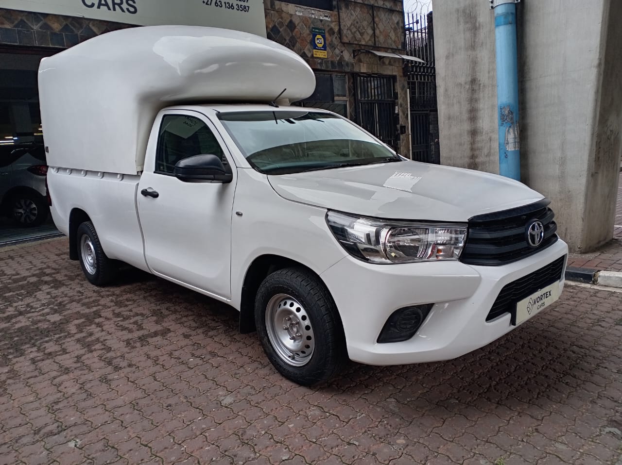 2016 Toyota Hilux 2.4GD-6 SRX