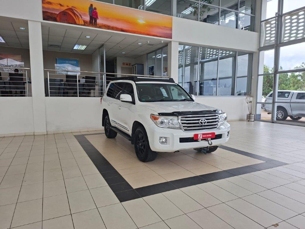 2014 Toyota Land Cruiser 200 4.5D-4D V8 VX