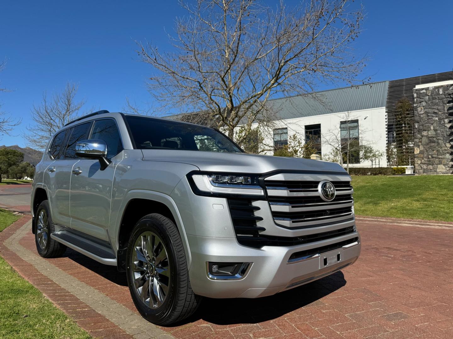 2026 Toyota Land Cruiser 300 3.3D ZX