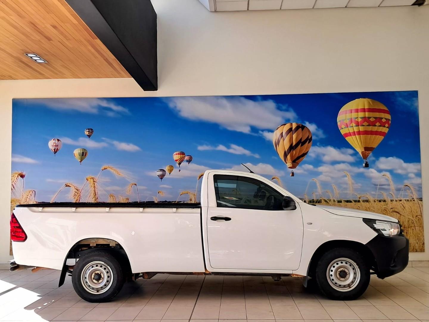 2020 Toyota Hilux 2.0 S (Aircon)