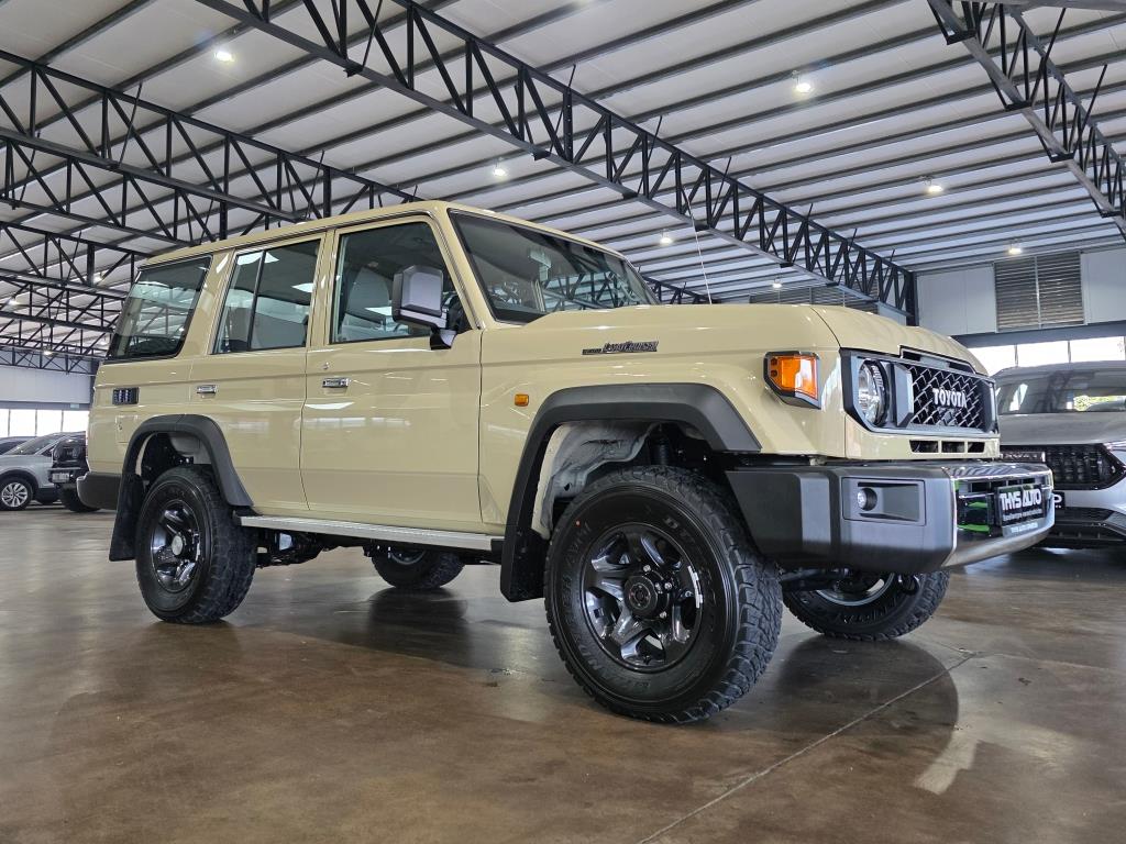 2026 Toyota Land Cruiser 76 2.8GD-6 Station Wagon LX Auto