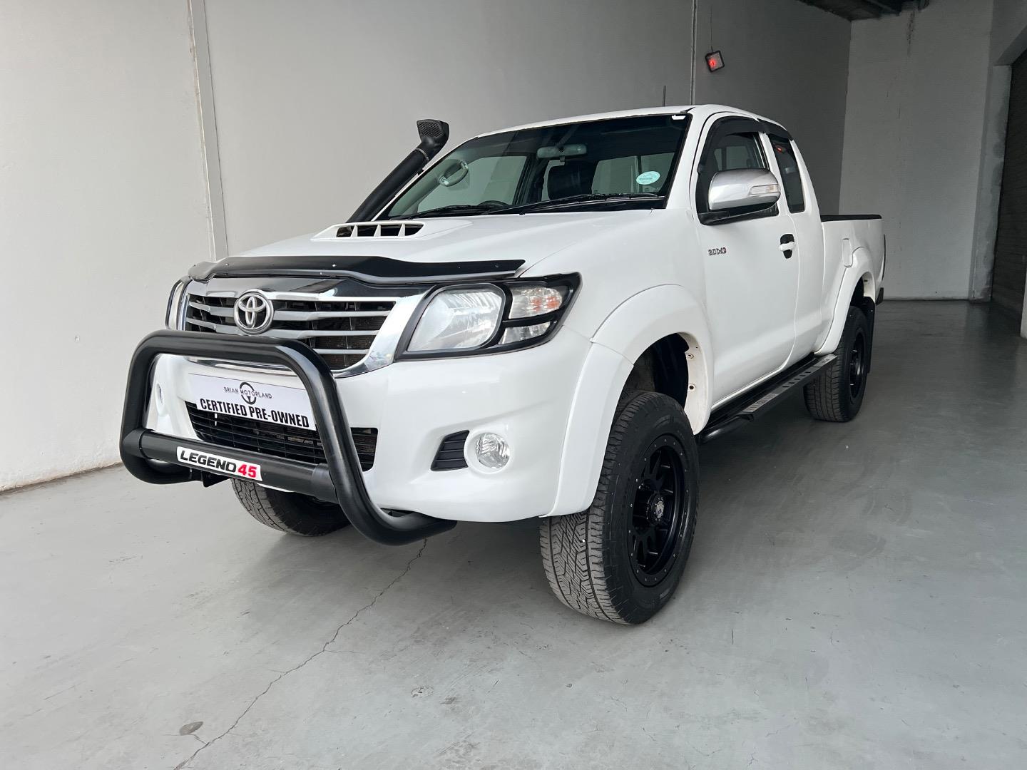 2015 Toyota Hilux 3.0D-4D Xtra Cab 4x4 Raider Legend 45