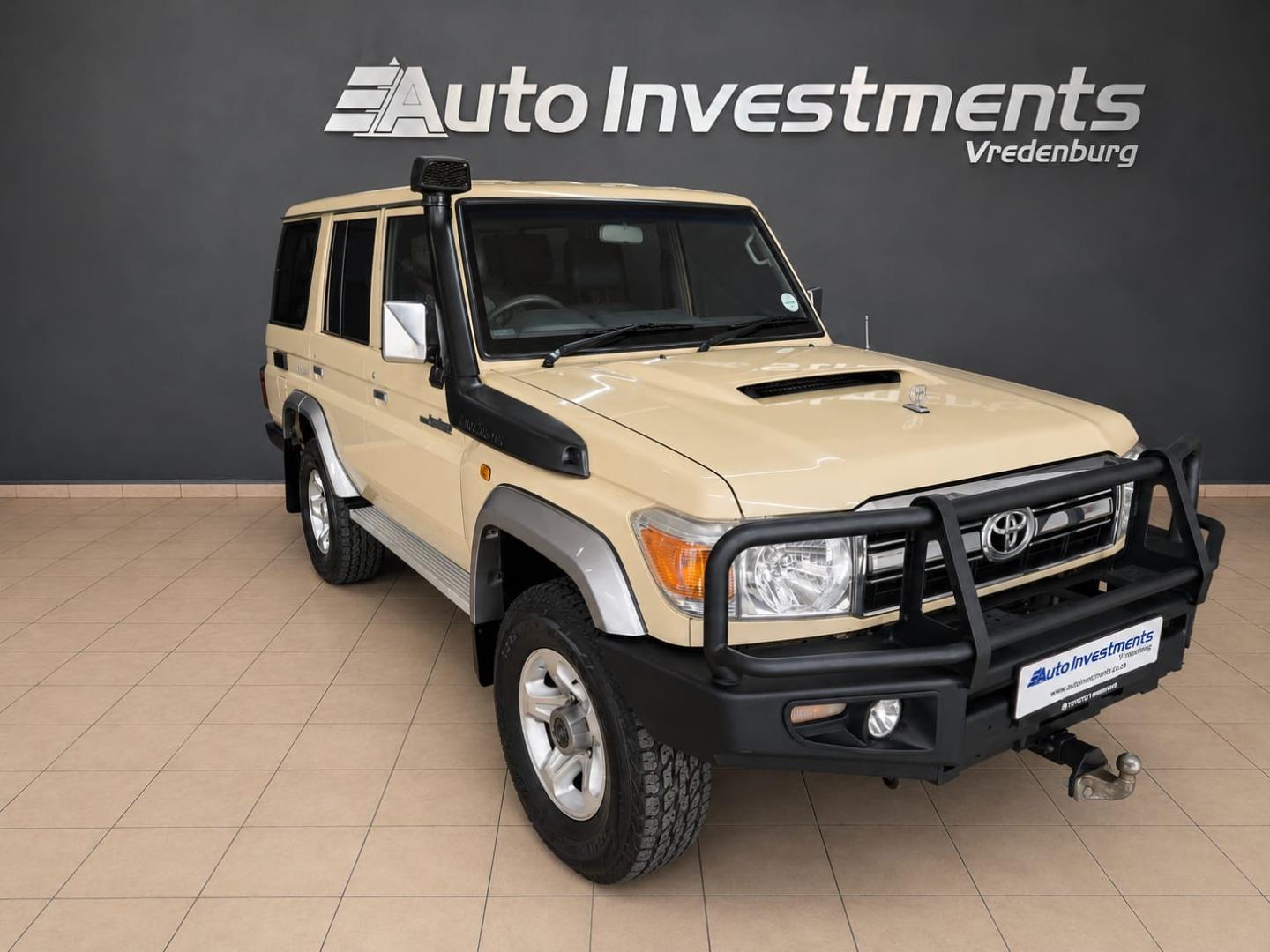 2016 Toyota Land Cruiser 76 4.5D-4D LX V8 Station Wagon