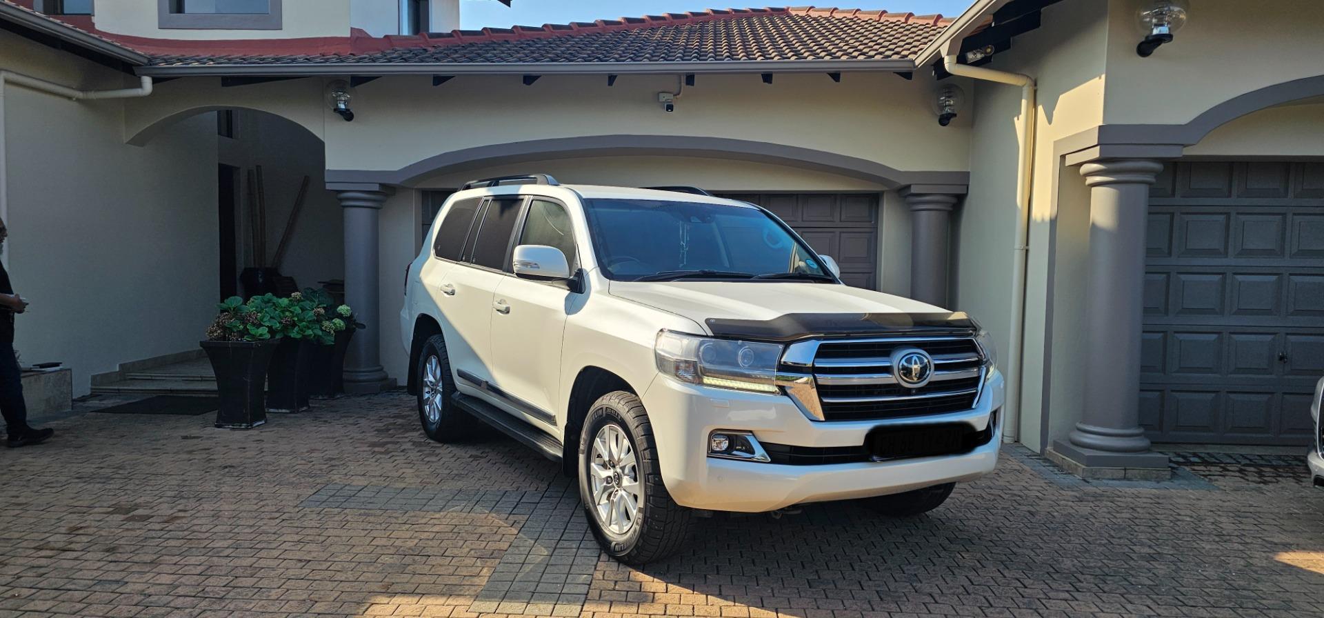 2020 Toyota Land Cruiser 200 4.5D-4D V8 VX-R