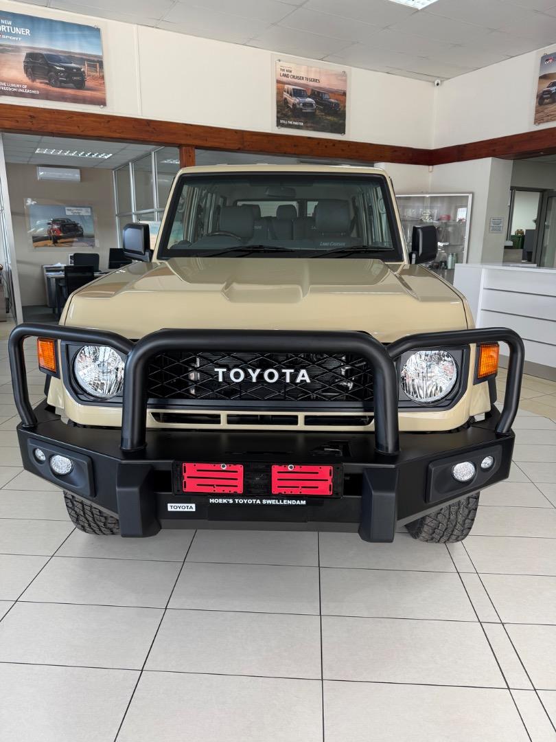 2026 Toyota Land Cruiser 76 2.8GD-6 Station Wagon VX
