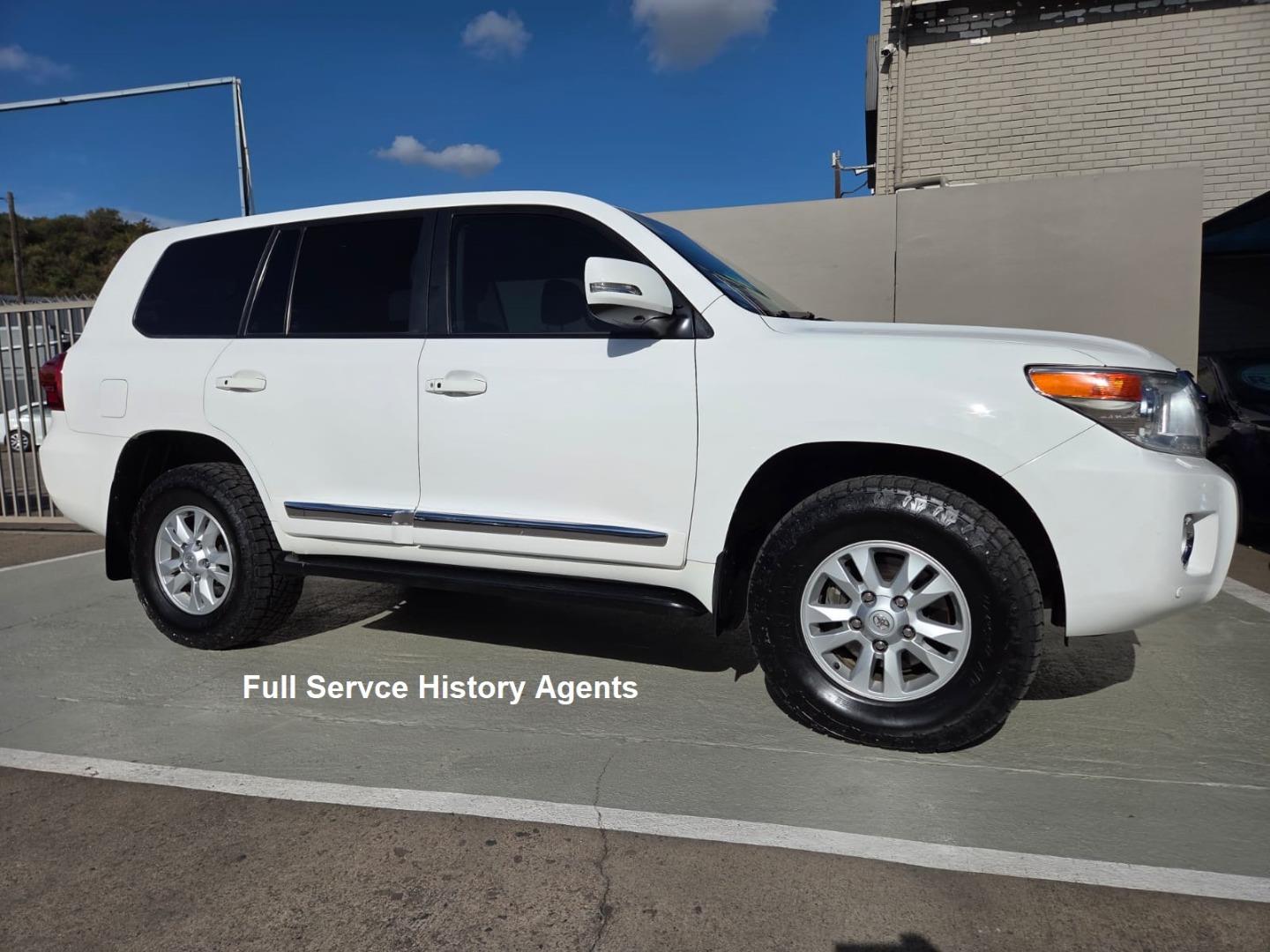 2014 Toyota Land Cruiser 200 4.5D-4D V8 VX