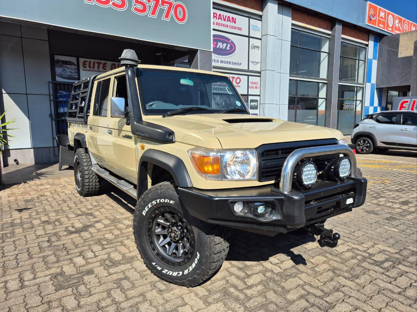 2015 Toyota Land Cruiser 79 4.5D-4D LX V8 Double Cab
