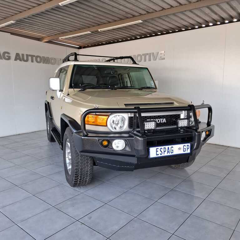 2012 Toyota FJ Cruiser FJ Cruiser