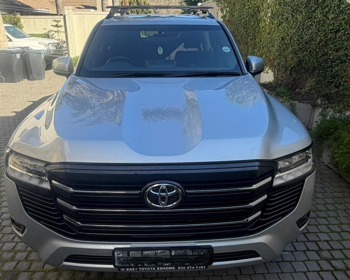 2023 Toyota Land Cruiser 300 3.3D GX-R