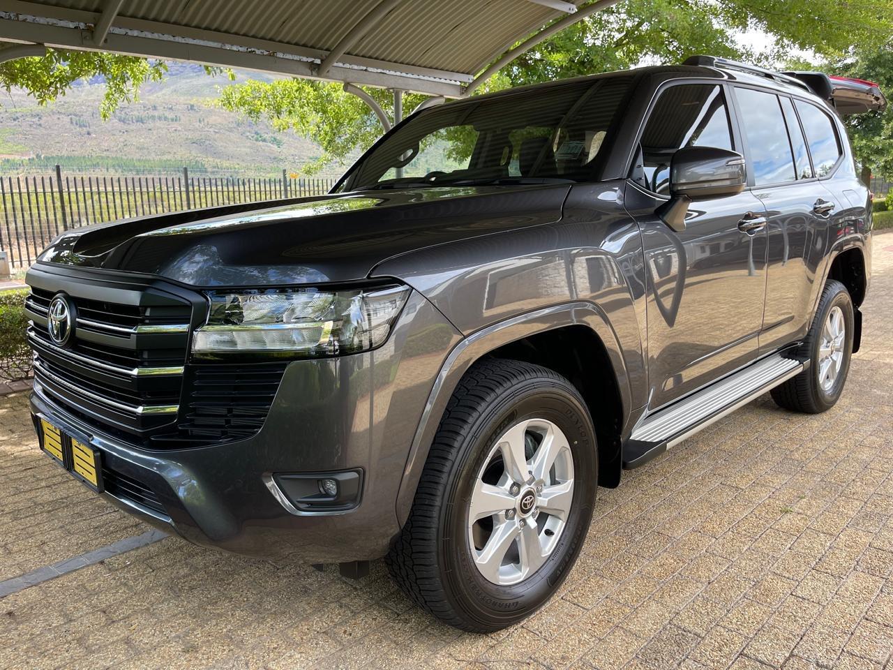 2026 Toyota Land Cruiser 300 3.3D GX-R