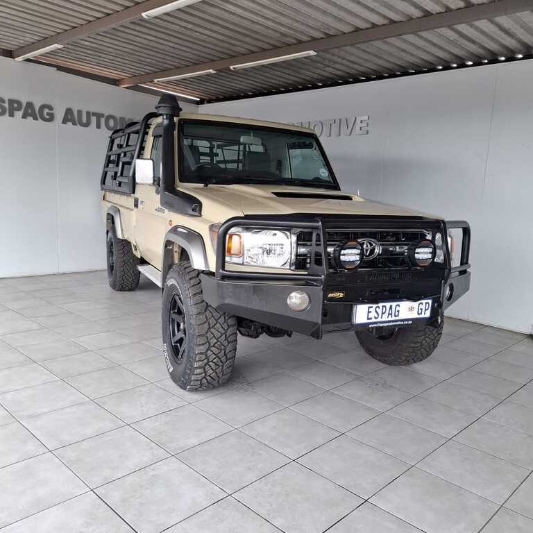 2021 Toyota Land Cruiser 79 4.5d-4d V8 Single Cab LX
