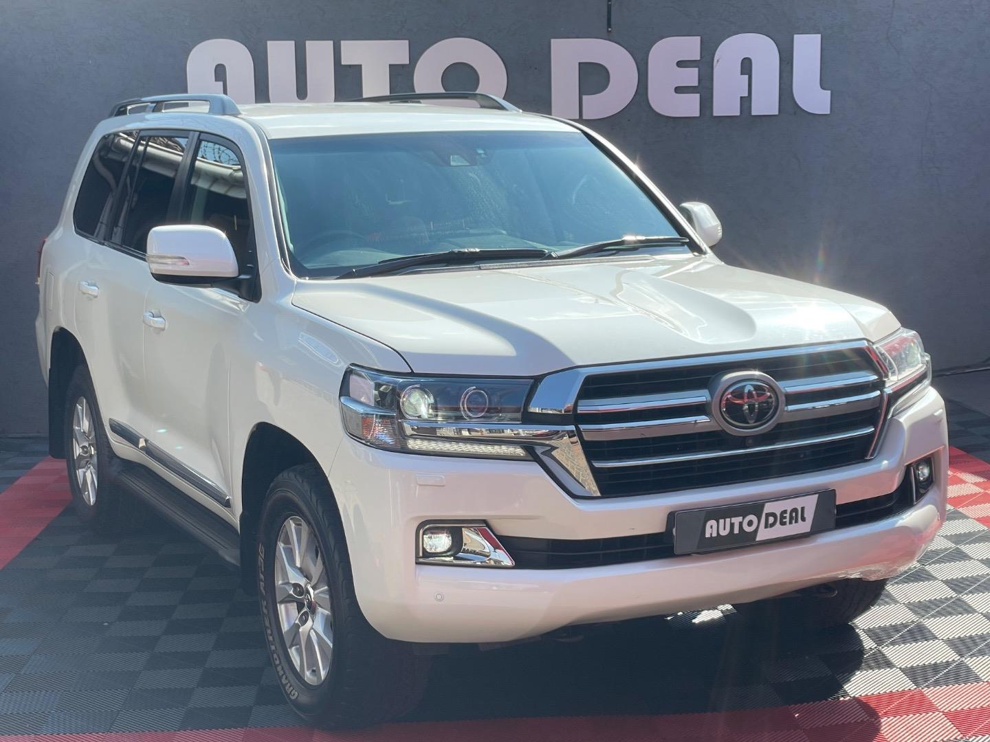 2019 Toyota Land Cruiser 200 4.5D-4D V8 VX-R