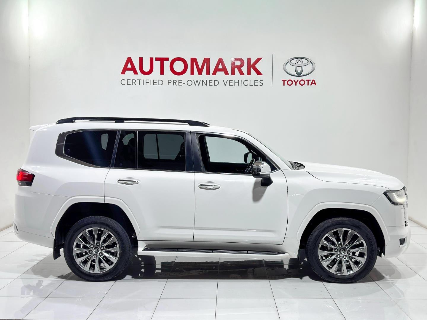 2023 Toyota Land Cruiser 300 3.3D ZX