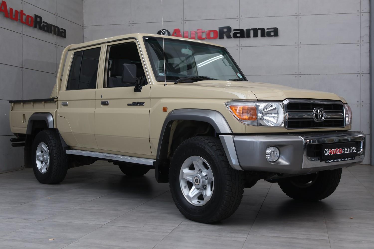 2022 Toyota Land Cruiser 79 4.0 V6 Double Cab