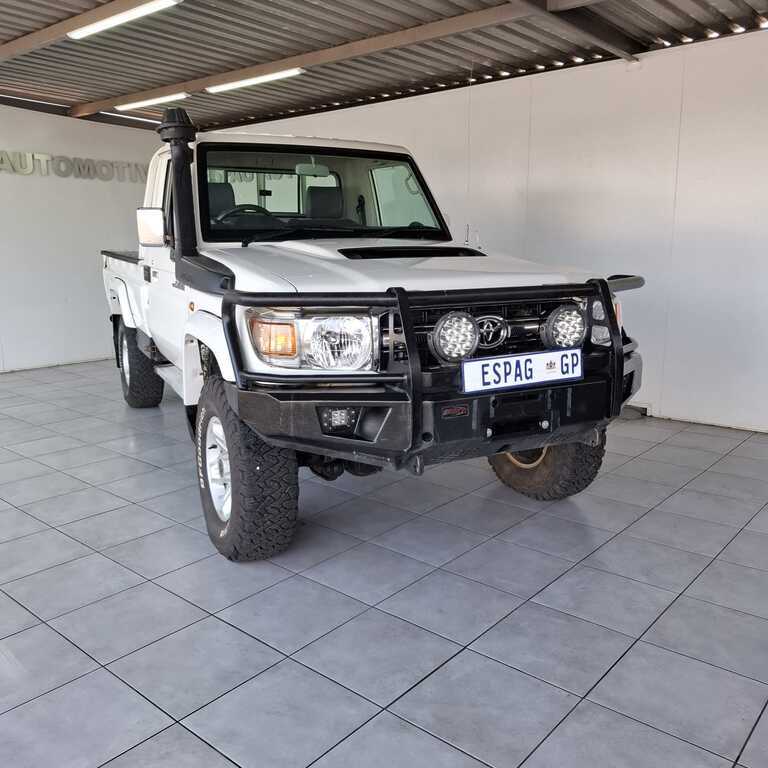 2021 Toyota Land Cruiser 79 4.5D-4D LX V8