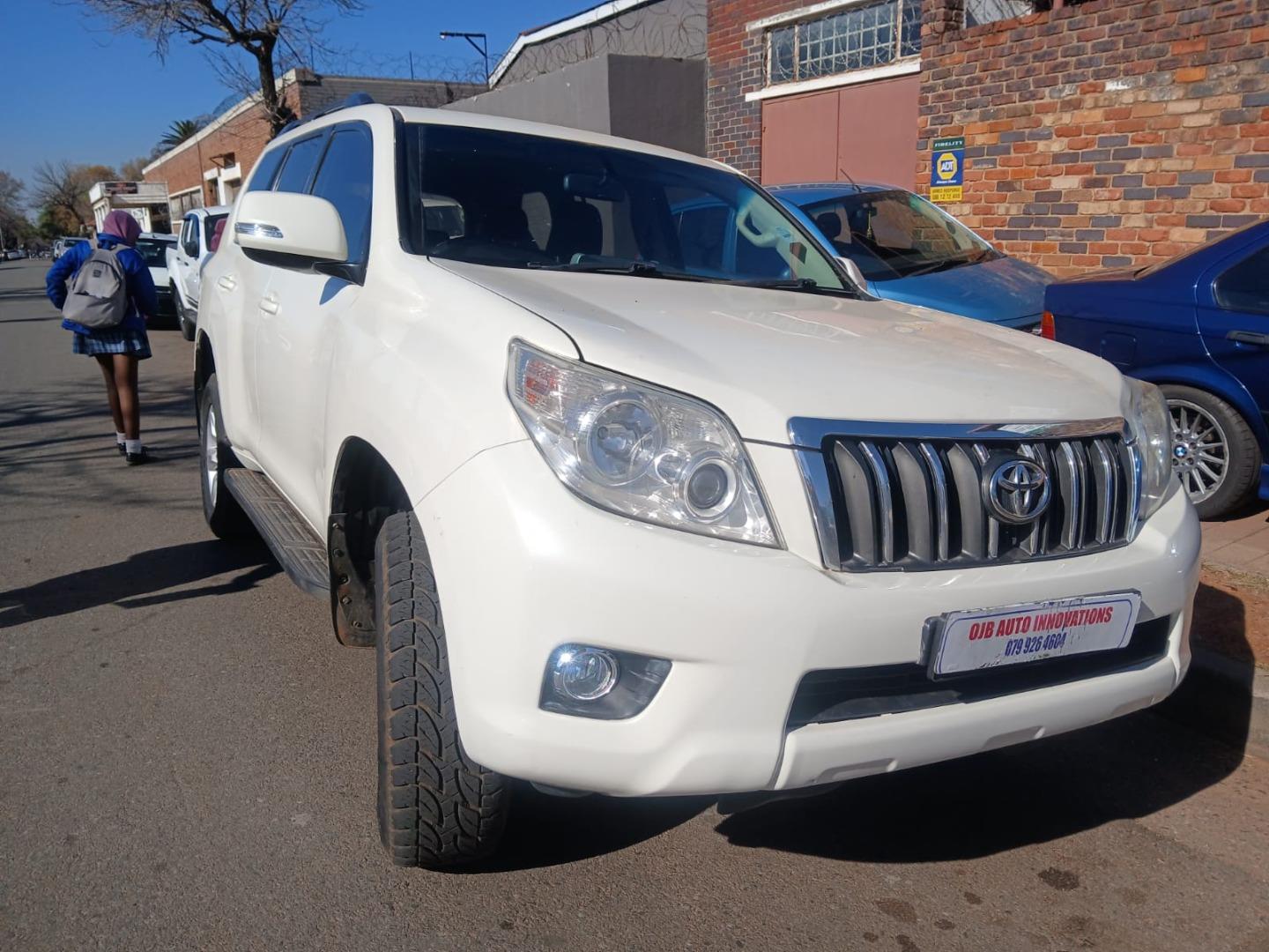 2010 Toyota Land Cruiser Prado VX V6 Auto 8-Seat