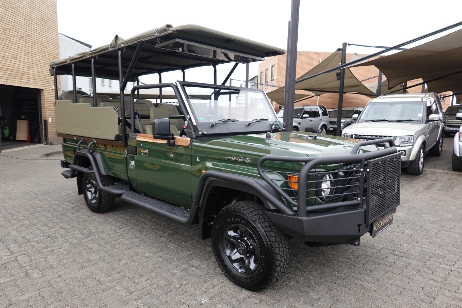 2025 Toyota Land Cruiser 79 4.2D