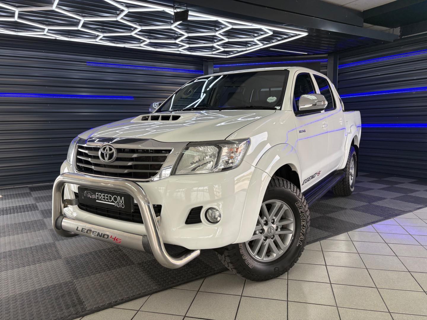 2015 Toyota Hilux 3.0D-4D Double Cab Raider Legend 45