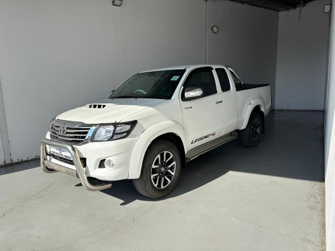 2014 Toyota Hilux 3.0D-4D Xtra Cab Raider Legend 45