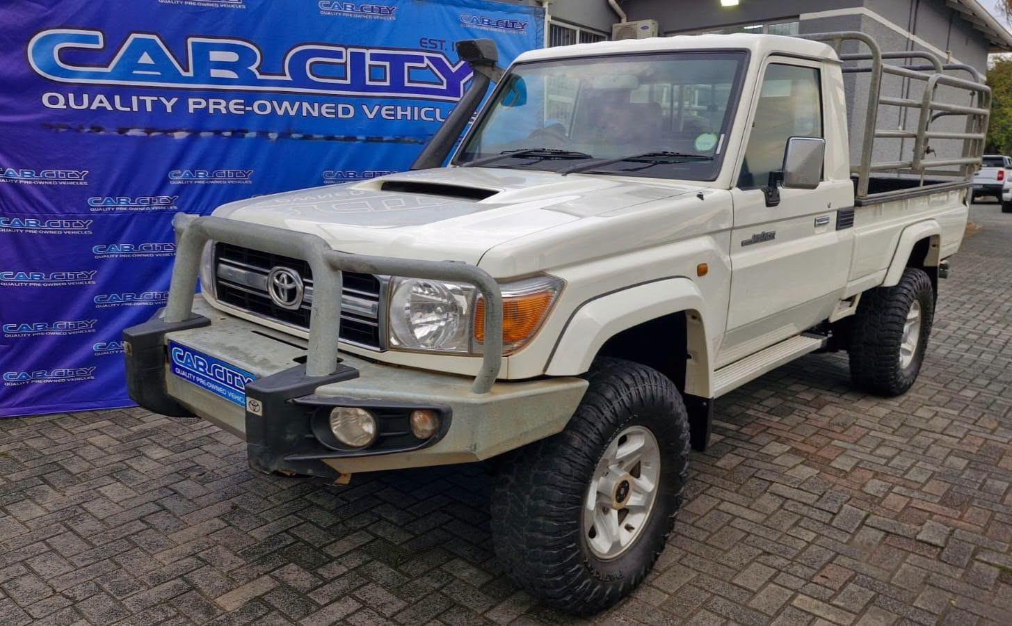 2017 Toyota Land Cruiser 79 Land Cruiser 79 4.5D-4D LX V8