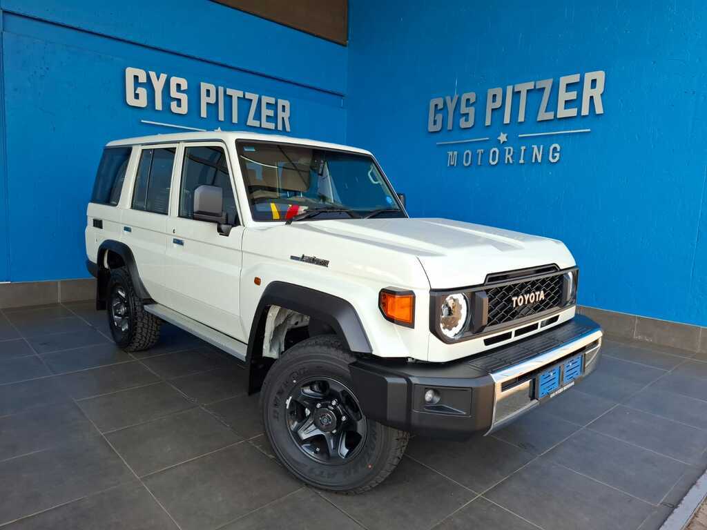 2025 Toyota Land Cruiser 76 2.8GD-6 Station Wagon