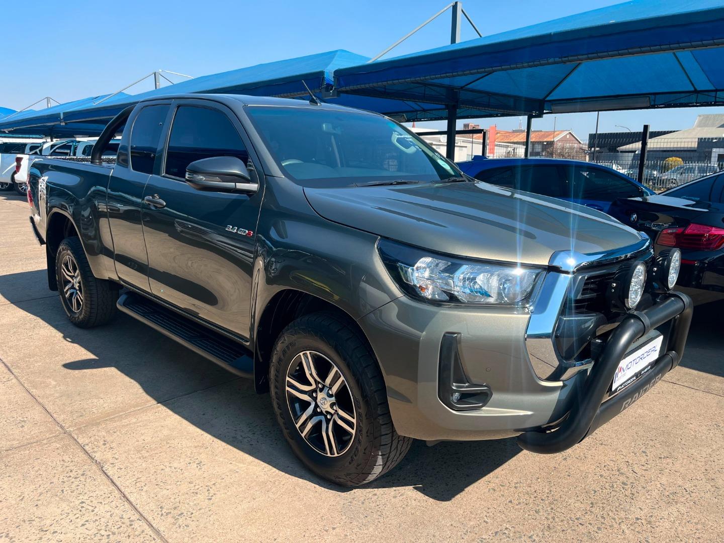 2022 Toyota Hilux 2.4GD-6 Xtra Cab Raider Auto