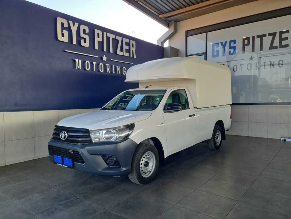 2022 Toyota Hilux 2.0 S (Aircon)