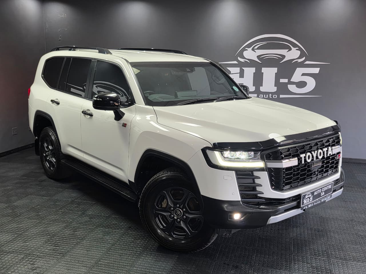 2022 Toyota Land Cruiser 300 3.5T GR Sport